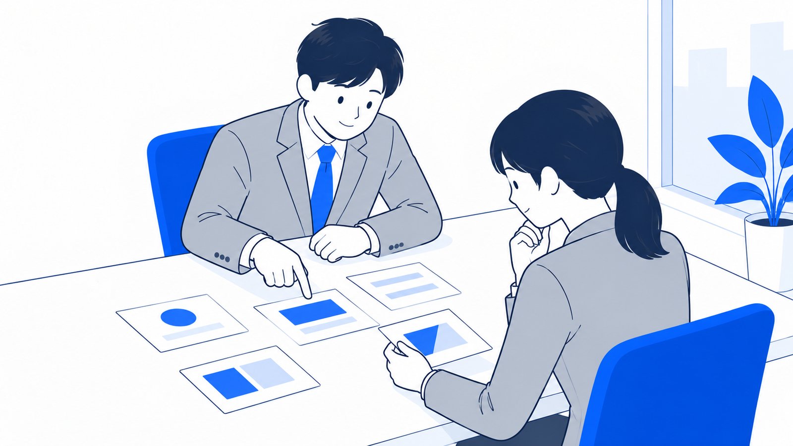 会議室のテーブルで、上司と担当者が方針の選択肢を書いたメモを見比べている場面
